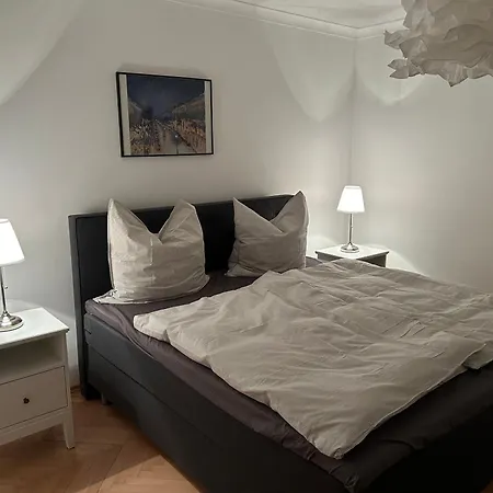 Helle Mit Rhoenblick, Stadtbus & A7-anschluss فولدا