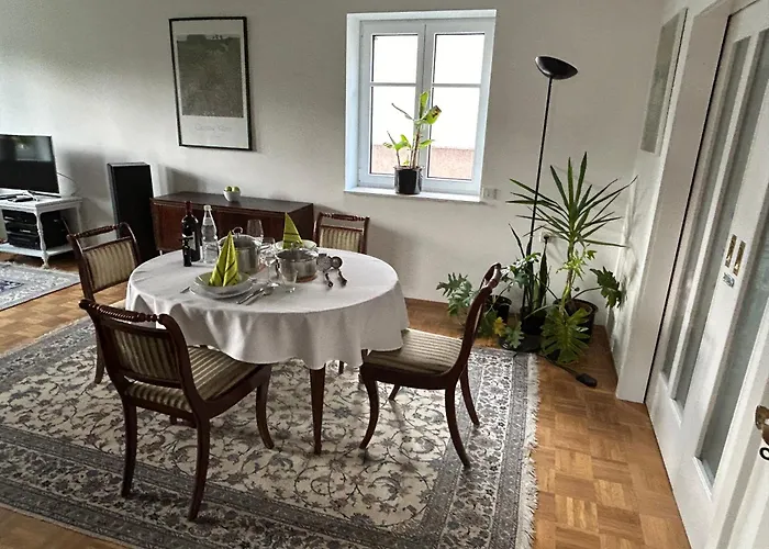 Helle Mit Rhoenblick, Stadtbus & A7-anschluss Lägenhet