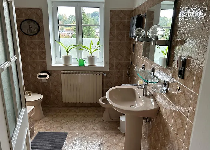 Helle Mit Rhoenblick, Stadtbus & A7-anschluss Lägenhet *