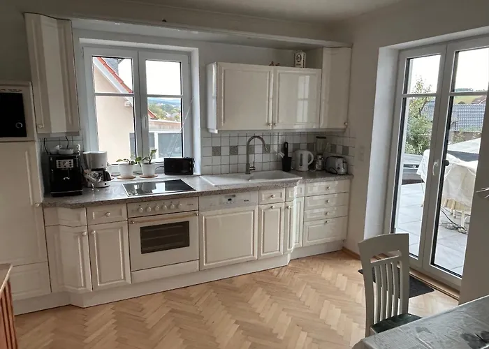 Helle Mit Rhoenblick, Stadtbus & A7-anschluss Lägenhet *